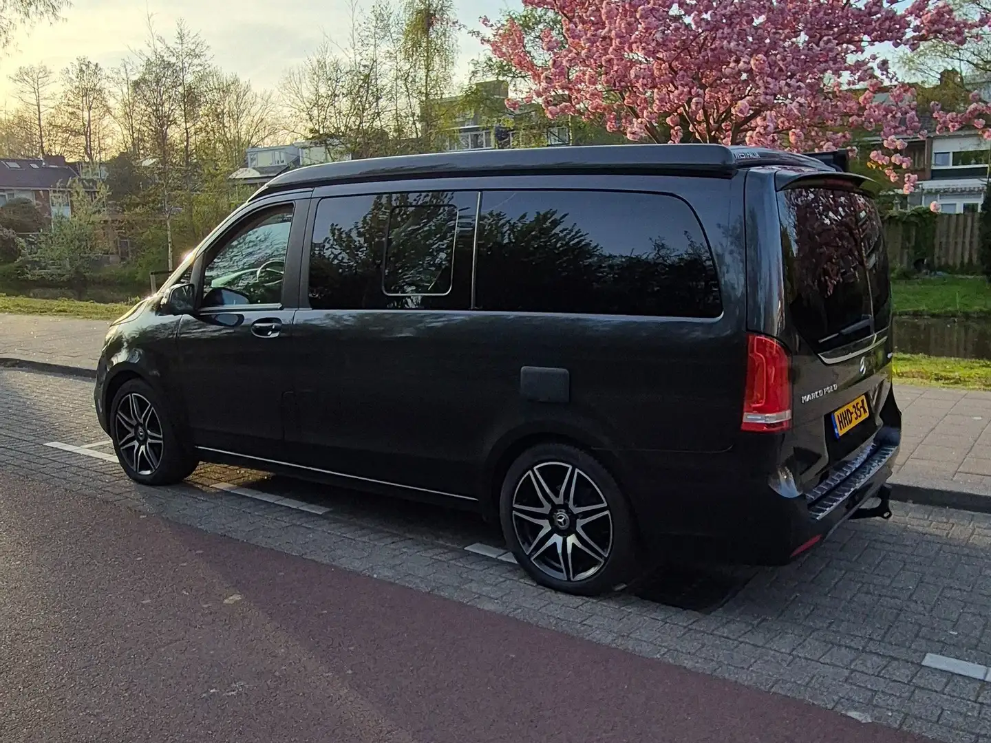 Mercedes-Benz Marco Polo Marco Polo V300 AMG 4x4 Zwart - 2