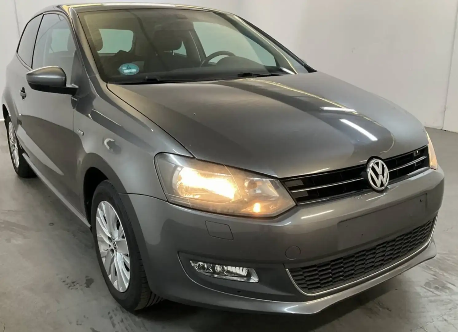 Volkswagen Polo Life 1 Hand Gris - 2