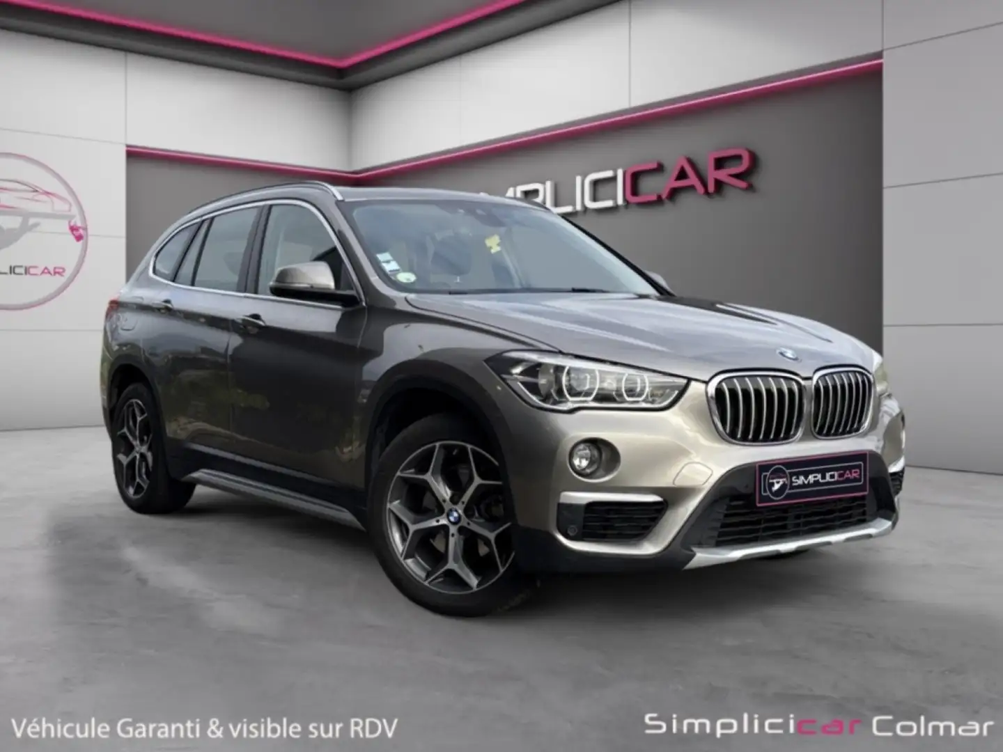 BMW X1 X1 xDrive 18d 150 ch BVA8 xLine Grau - 1