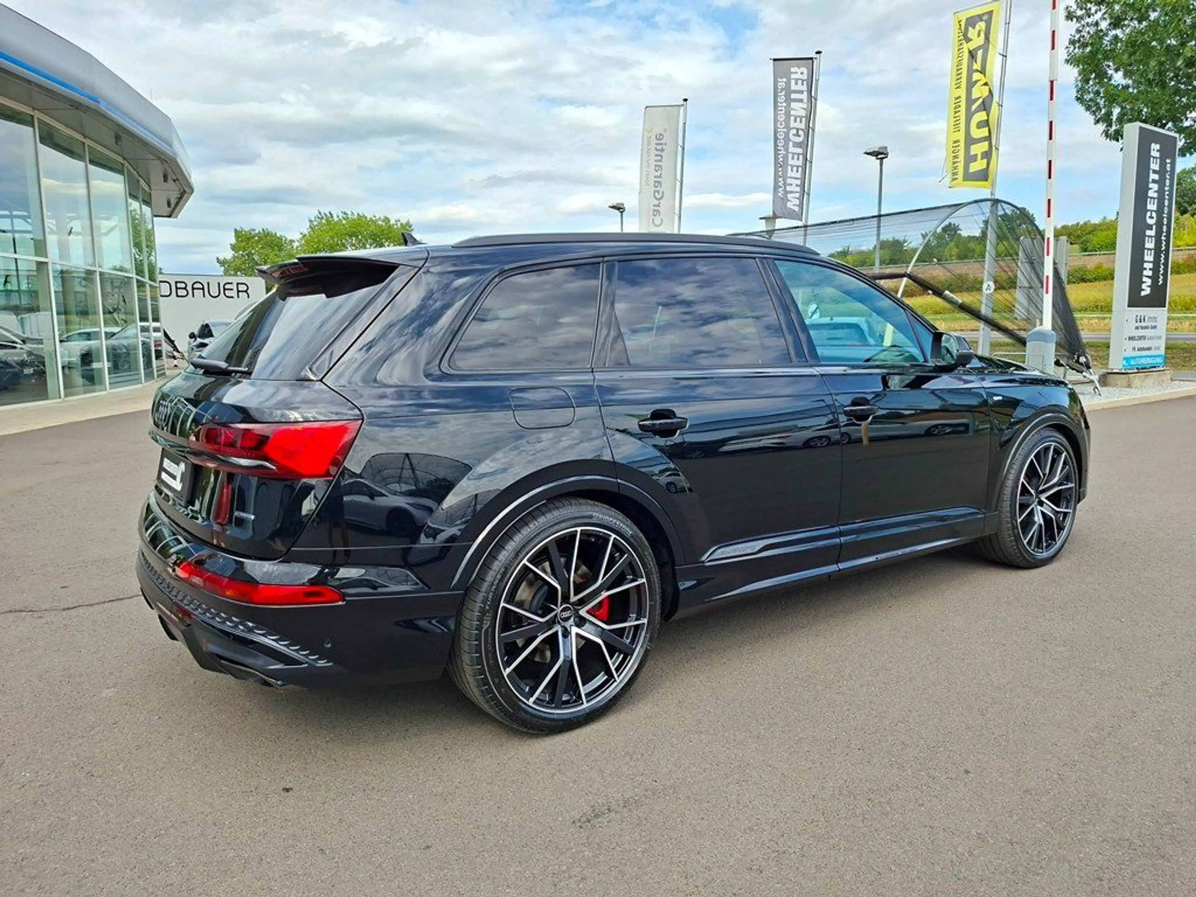 Audi Q7 60 TFSI e quattro * S-LINE * 22" RÄDER * AHK — photo 11