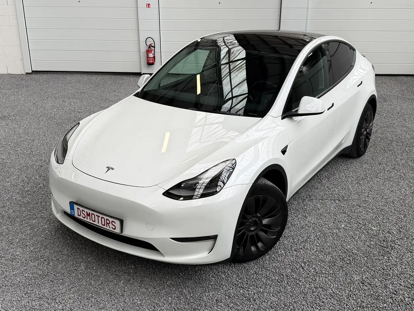 Tesla Model Y AWD Dual Motor Long Range | Trekhaak | BTW-wagen! Wit - 1