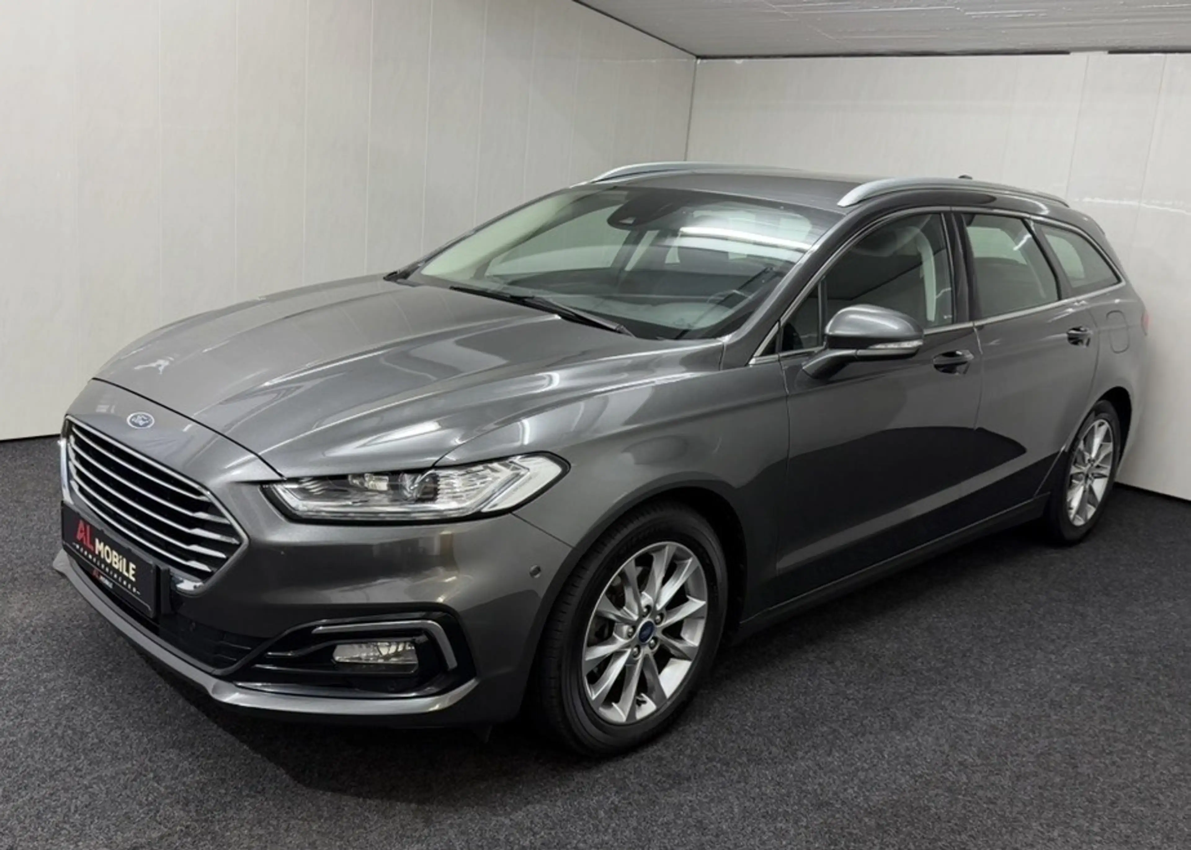 Ford Mondeo Titanium 2.0 Diesel LED*NAVI*SHZ*ACC*KAMERA*El-HECKKL