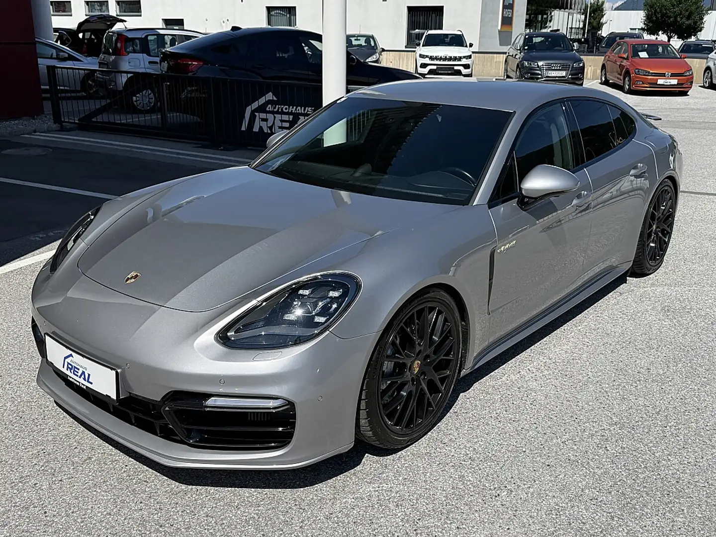 Porsche Panamera 4 E-Hybrid PHEV Aut. GT-Silver / Porsche Servic... Silber - 1