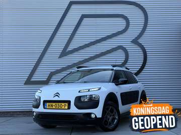 1.2 PureTech Shine 2e Eigenaar|Navi|Camera|Trekhaa