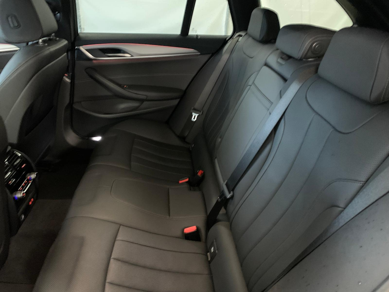 BMW 520 d T xDrive LED+/ACC/COCKP-PRO/LEDER/360°KAM — photo 9
