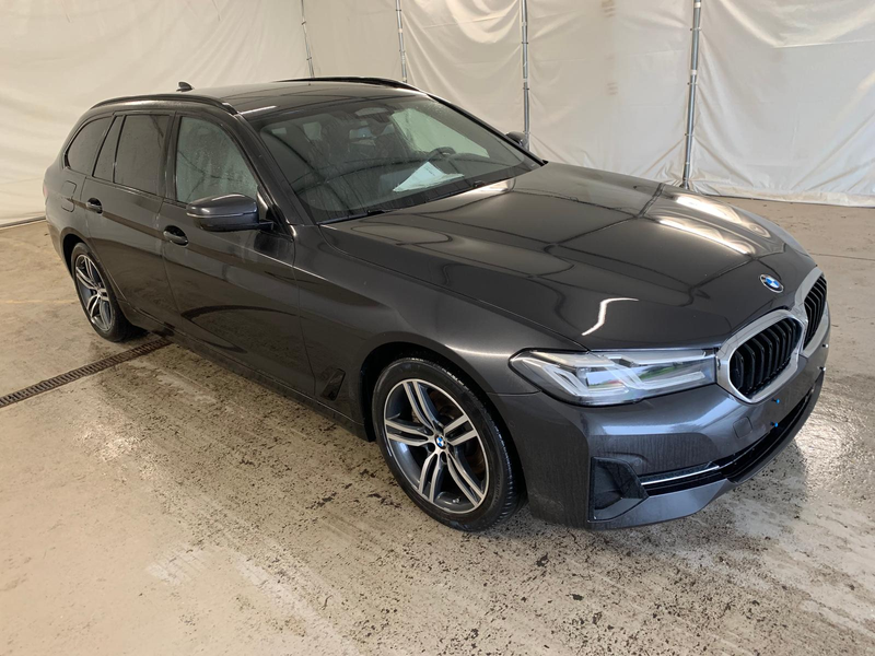 BMW 520 d T xDrive LED+/ACC/COCKP-PRO/LEDER/360°KAM — photo 2