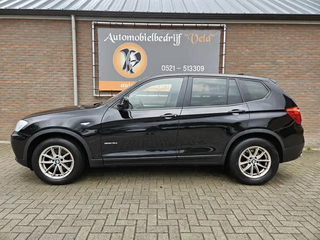 BMW X3 view 4