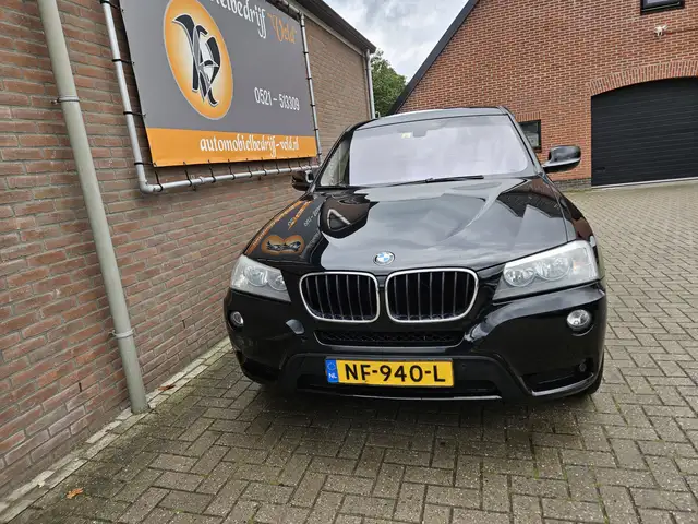 BMW X3 view 2