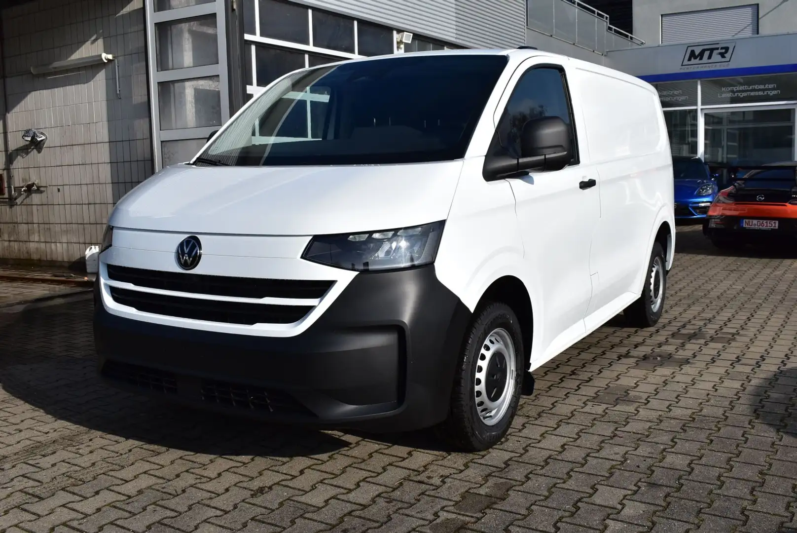 Volkswagen T7 Kasten 2.0 TDI KR L1H1 AHK Klima Weiß - 1