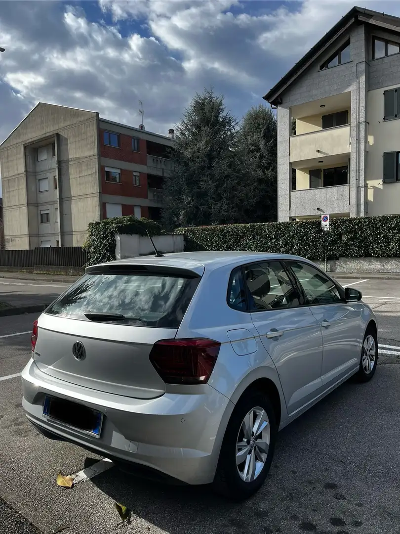 Volkswagen Polo 5p 1.0 evo Comfortline 80cv Grigio - 2