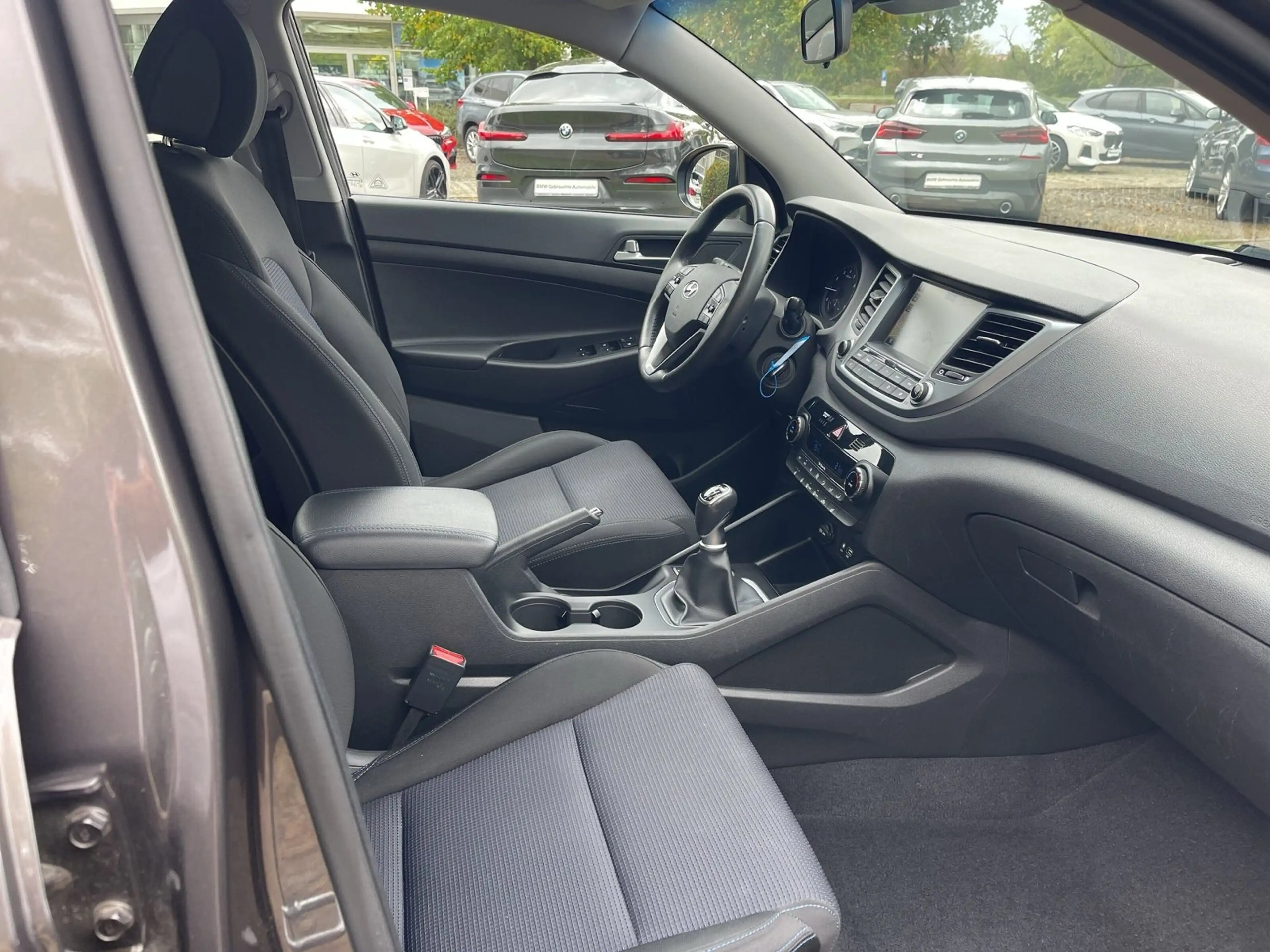 Hyundai TUCSON blue Trend 2WD — photo 13