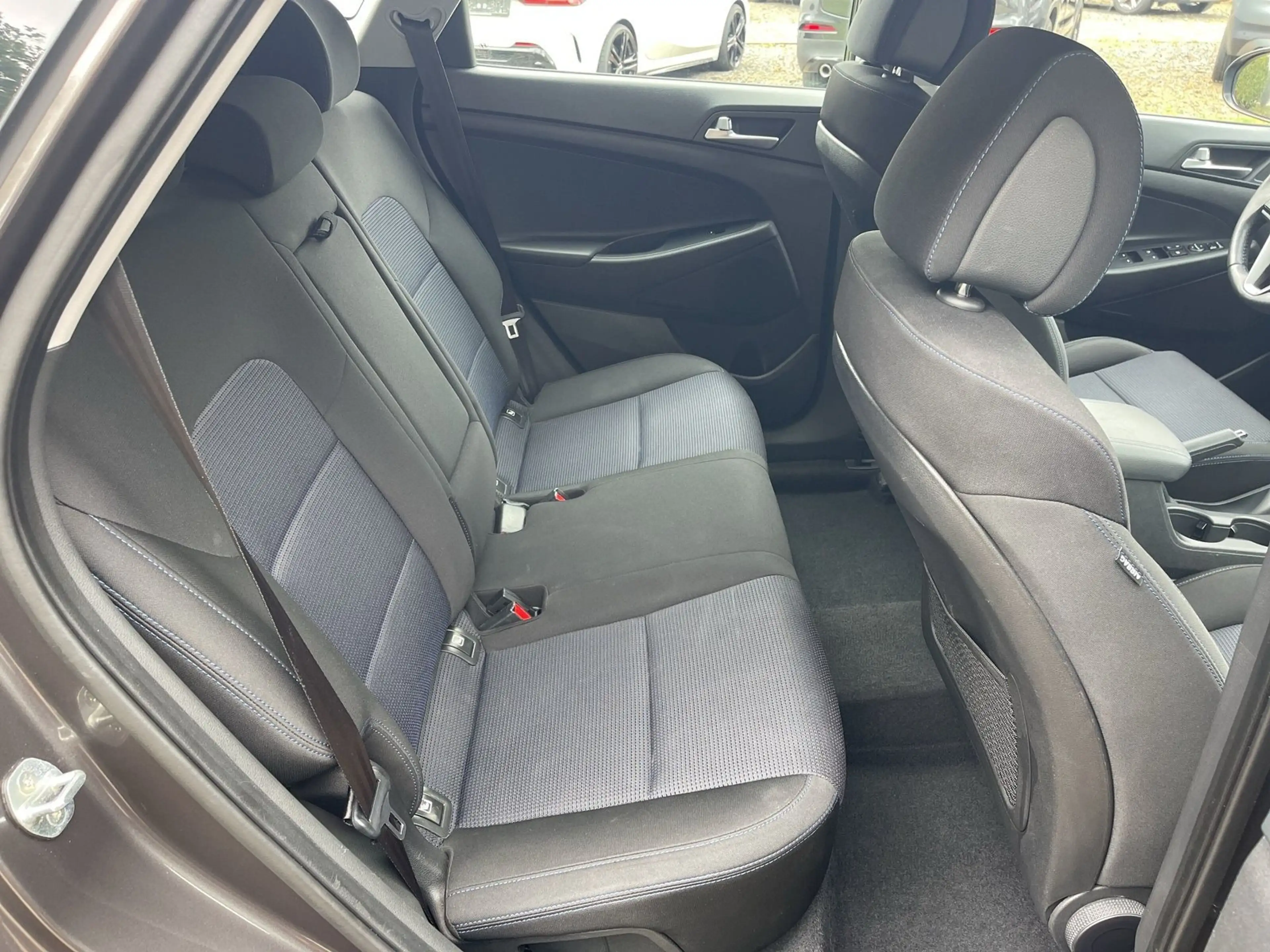 Hyundai TUCSON blue Trend 2WD — photo 14