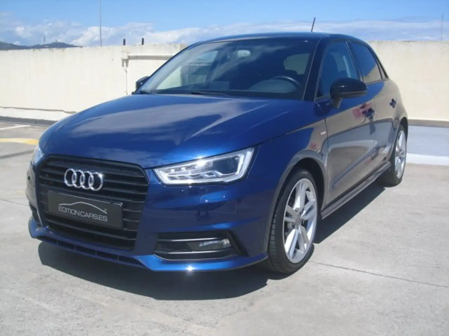 Audi A1 Sportback 1.0 TFSI Adrenalin2 Azul - 1