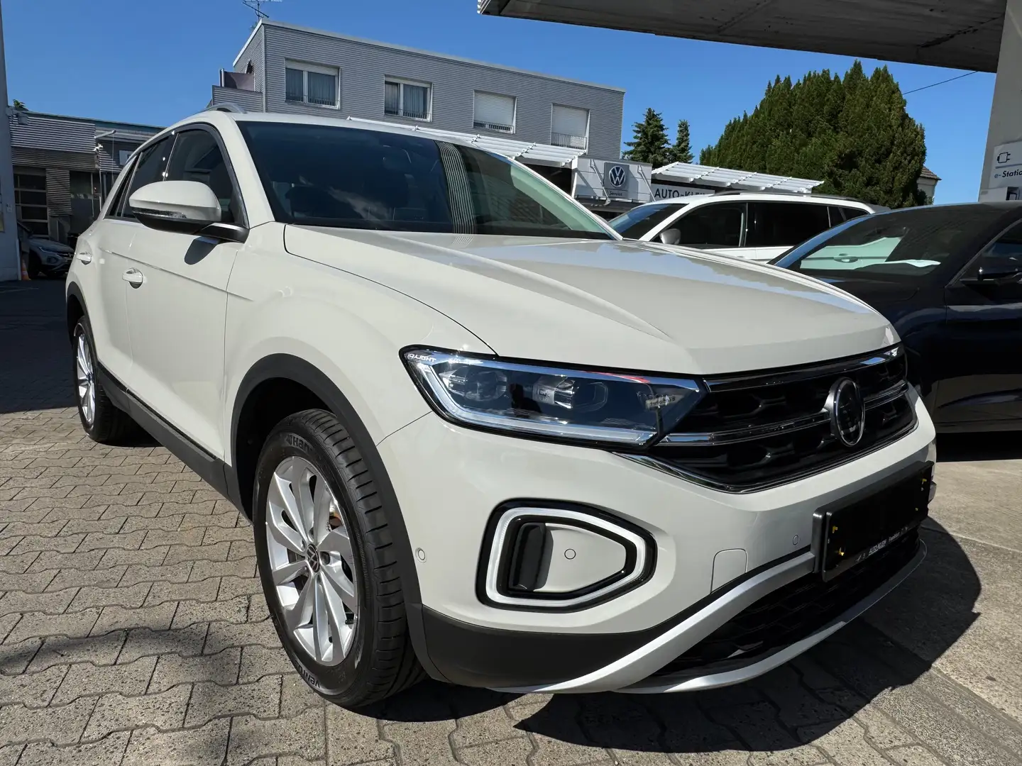 Volkswagen T-Roc 1.5 TSI DSG Style Grau - 1