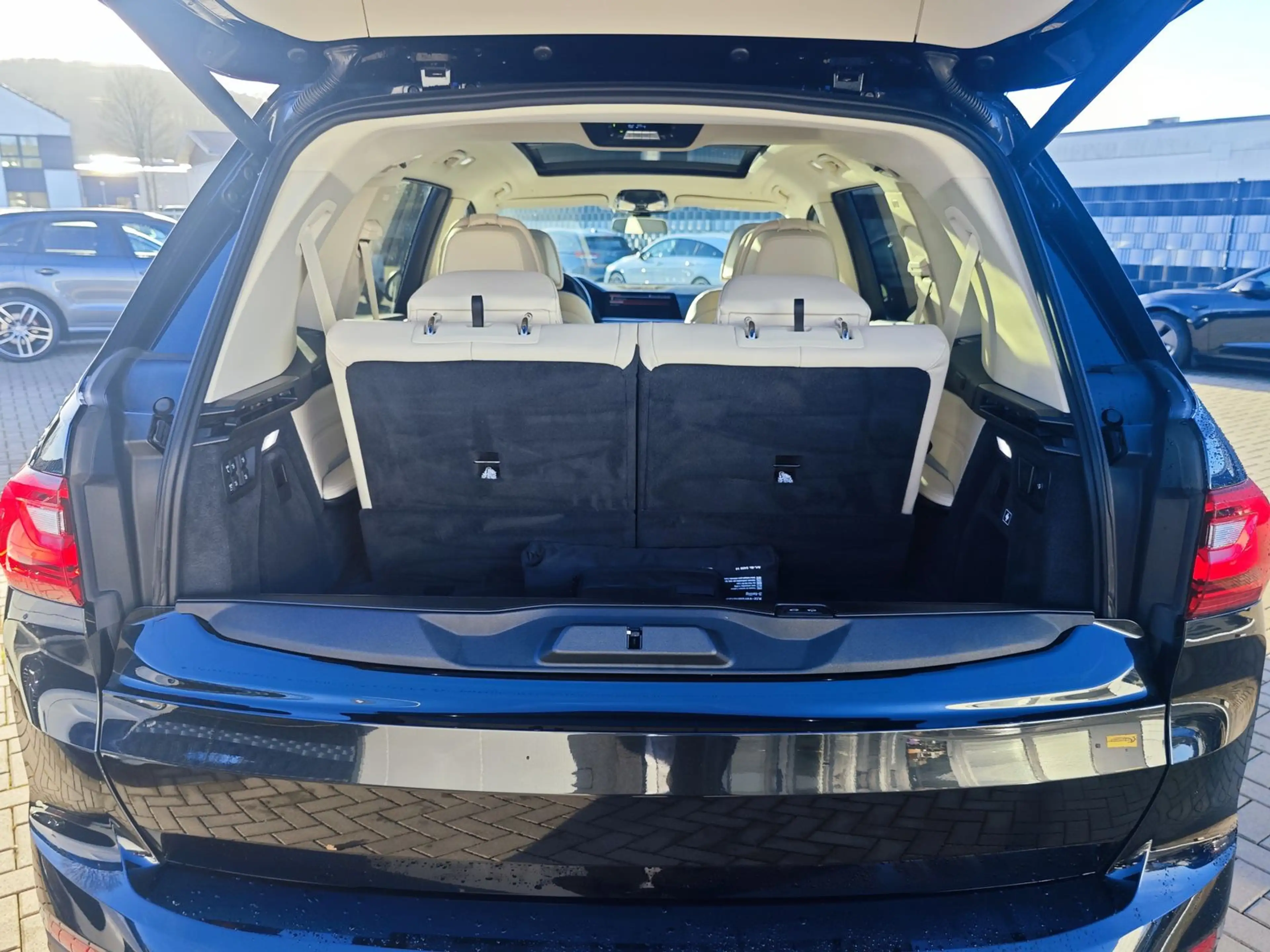 BMW X7 xDrive 30 d|Sky Lounge|Laser|HUD|AHK|6 Sitze| — photo 15