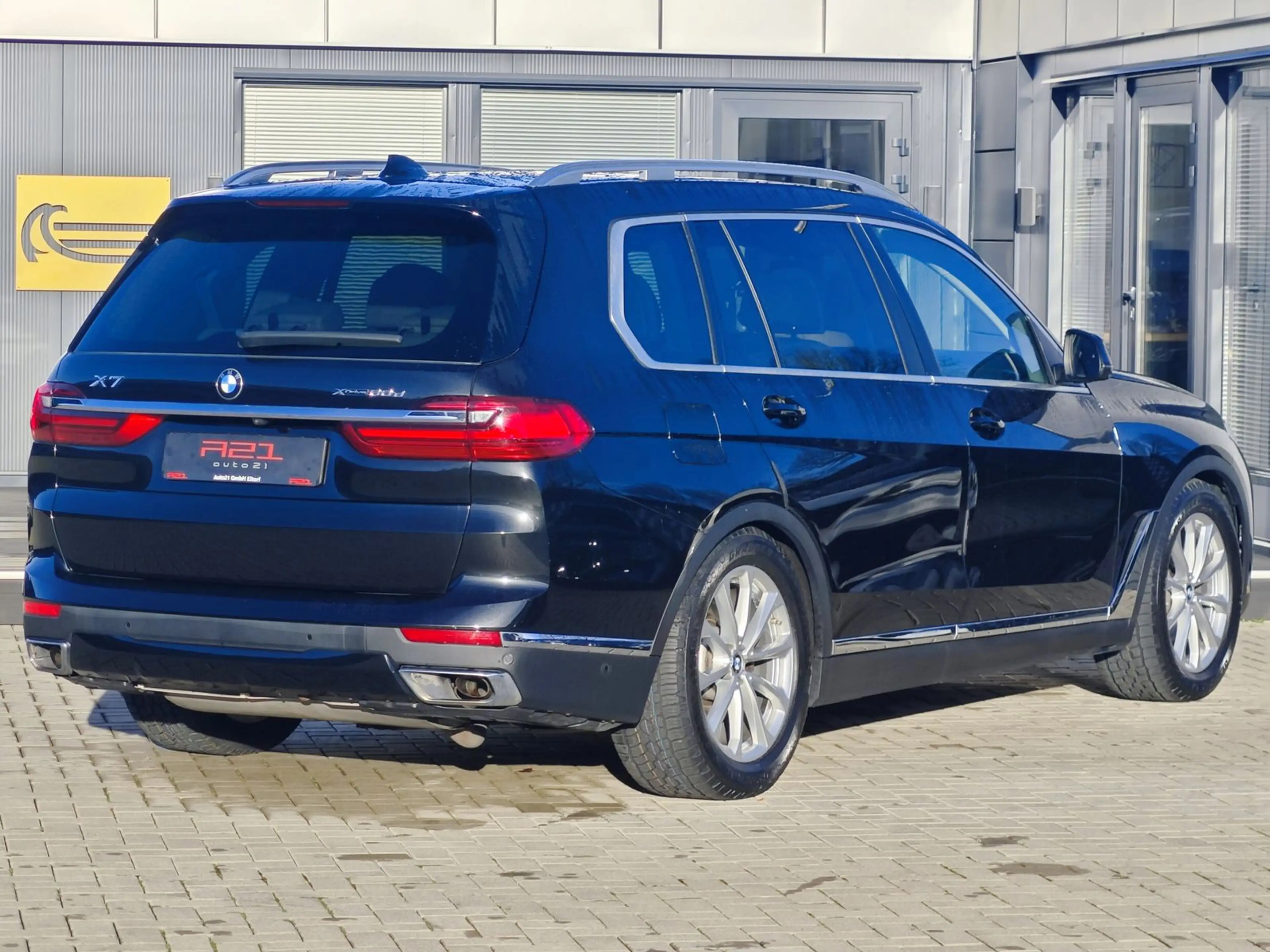 BMW X7 xDrive 30 d|Sky Lounge|Laser|HUD|AHK|6 Sitze| — photo 2
