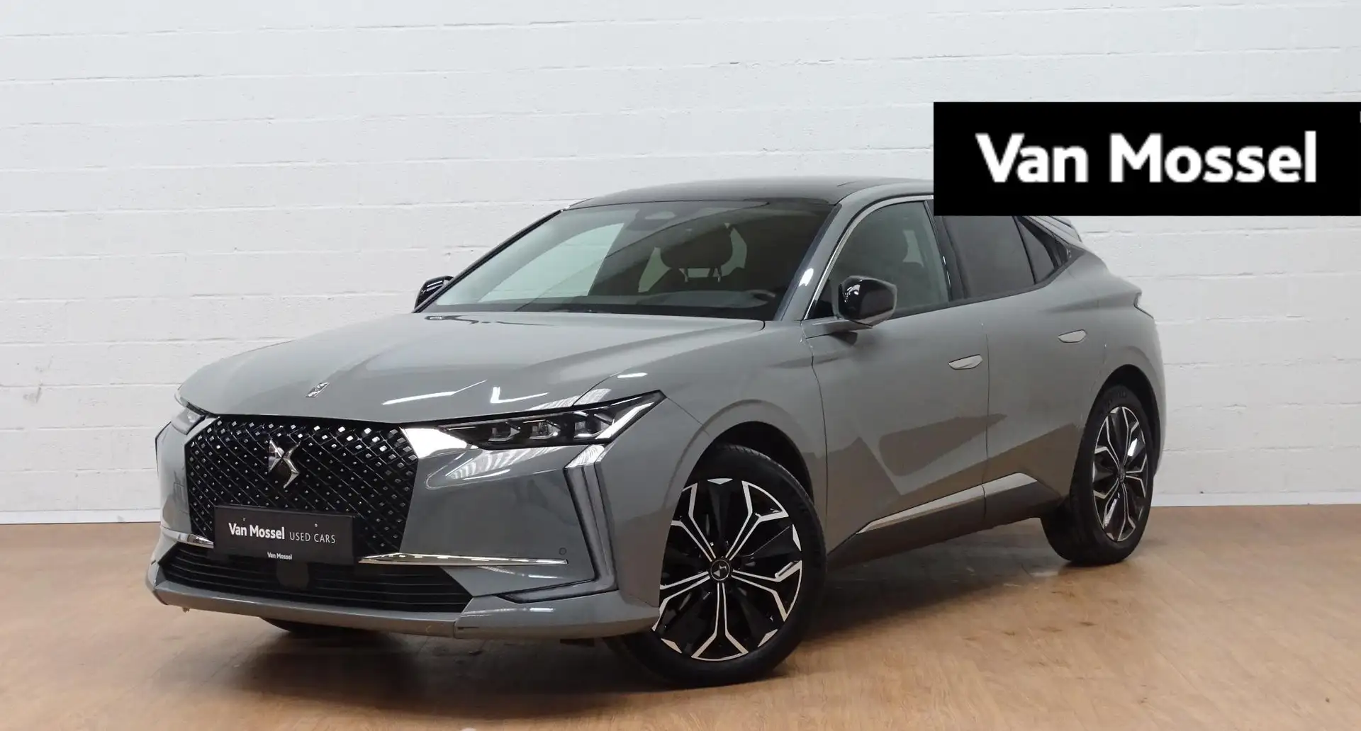 DS Automobiles DS 4 1.2T Opera automaat Grijs - 1