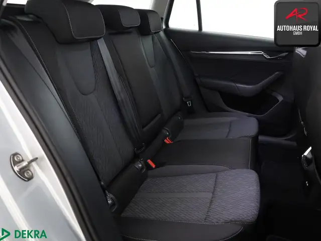 Skoda Octavia view 12