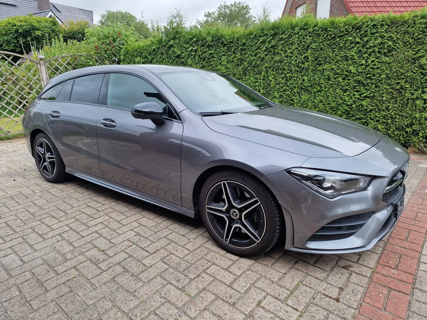 Mercedes-Benz CLA 250 CLA Shooting Brake Shooting Brake 7G-DCT AMG Line Gri - 2