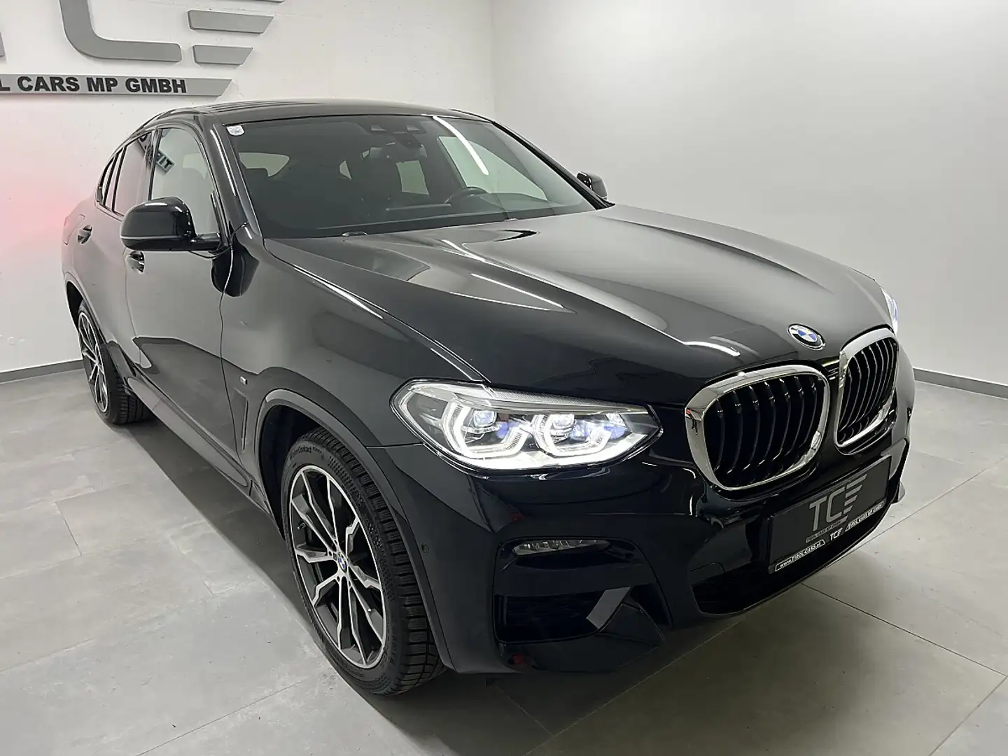 BMW X4 xDrive 20d 48 V Aut.M Paket, AHK, LED,20",.. Schwarz - 2
