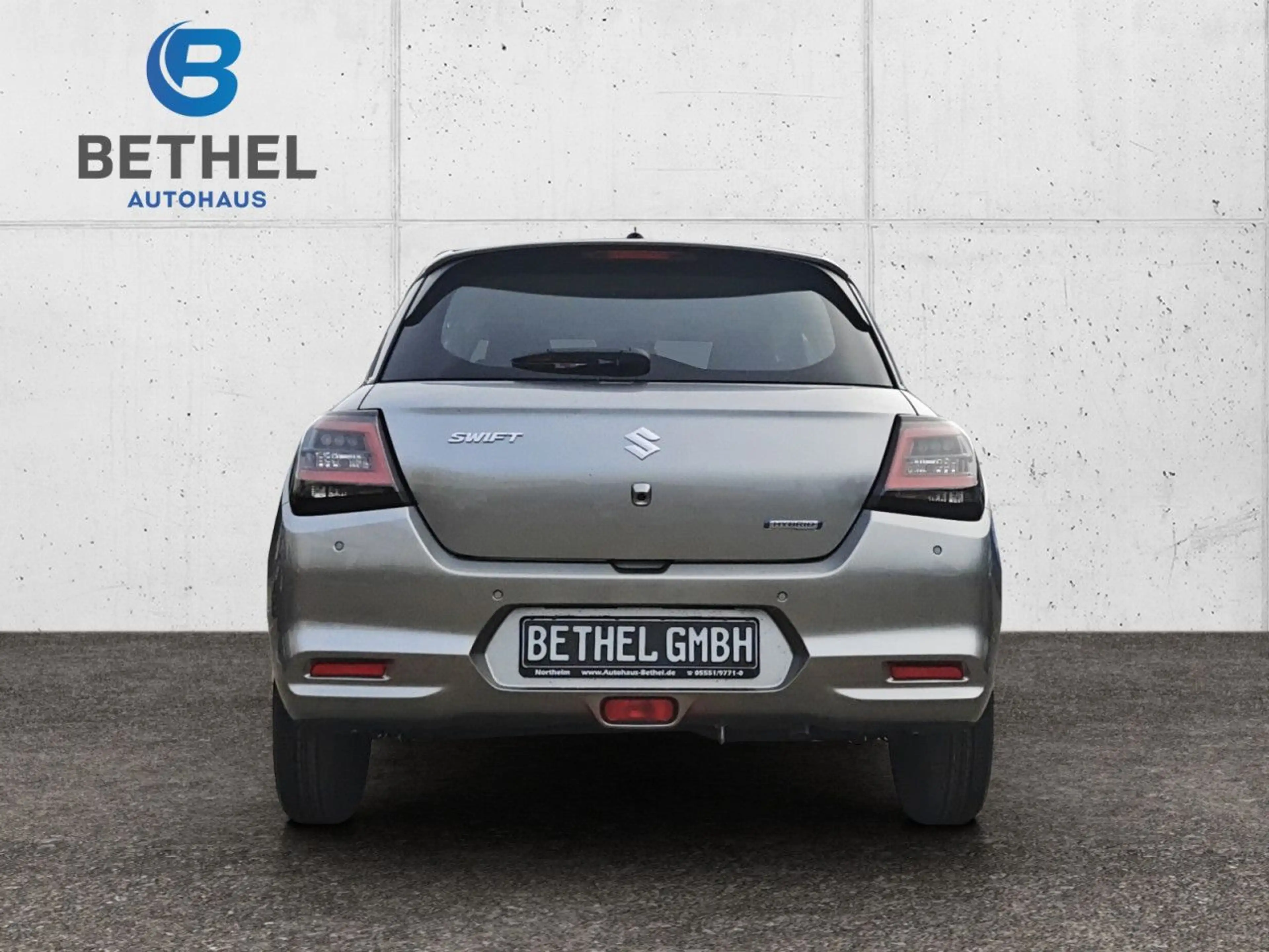 Suzuki Swift 1.2 Dualjet Hybrid Club Navi LED Klima — photo 6