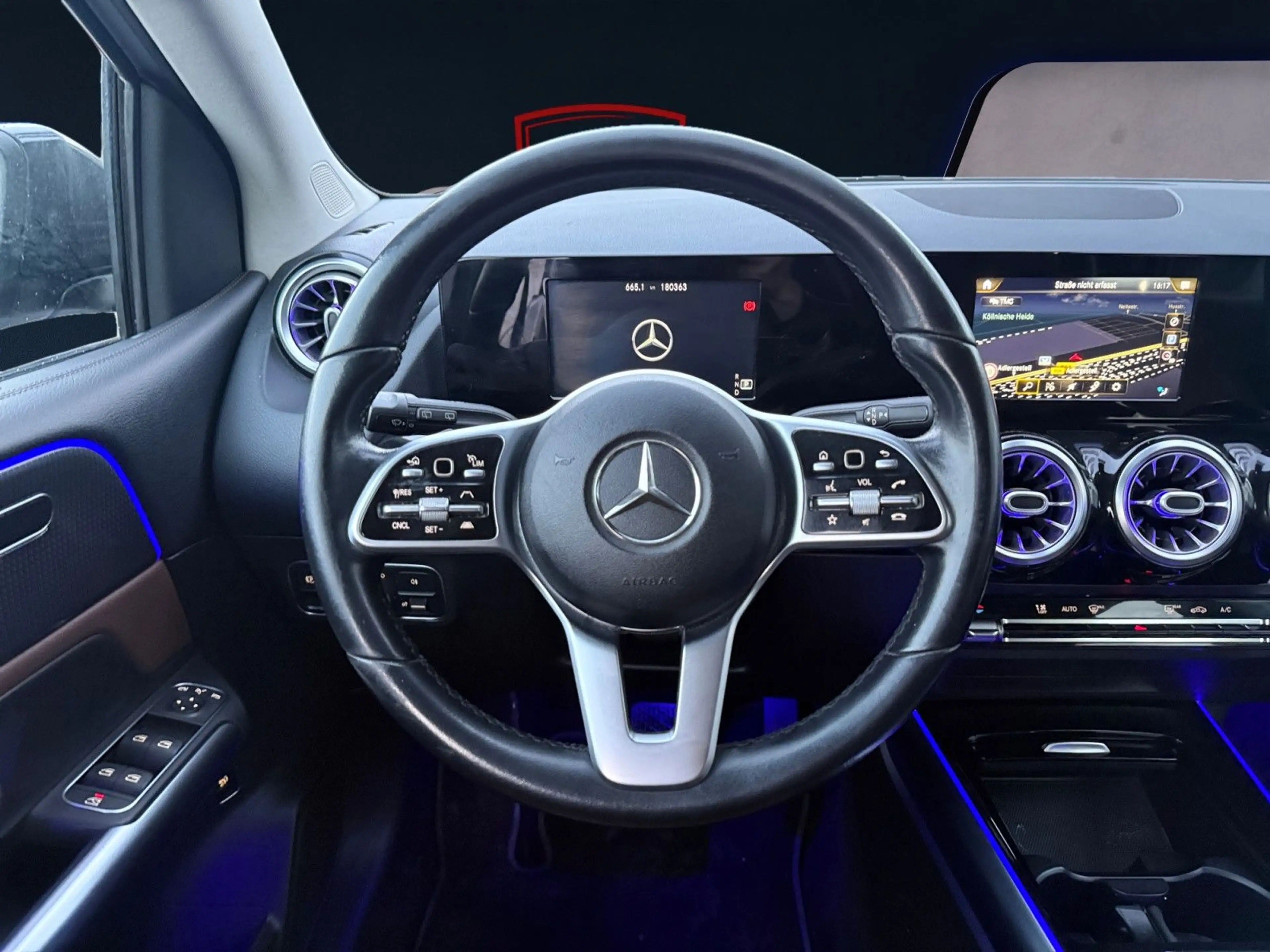 Mercedes-Benz B 220 G-tronic "Progressive" — photo 11