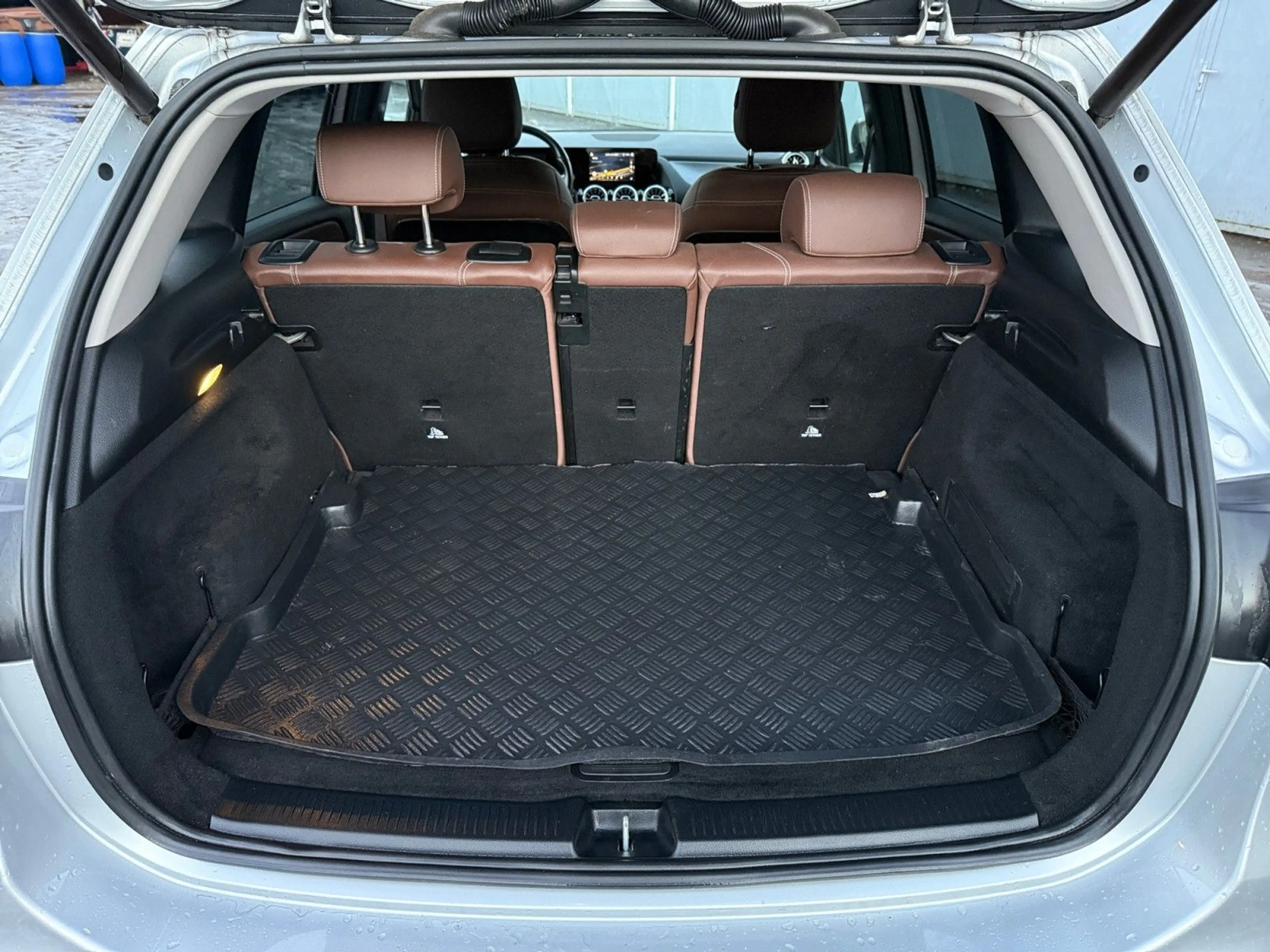 Mercedes-Benz B 220 G-tronic "Progressive" — photo 15