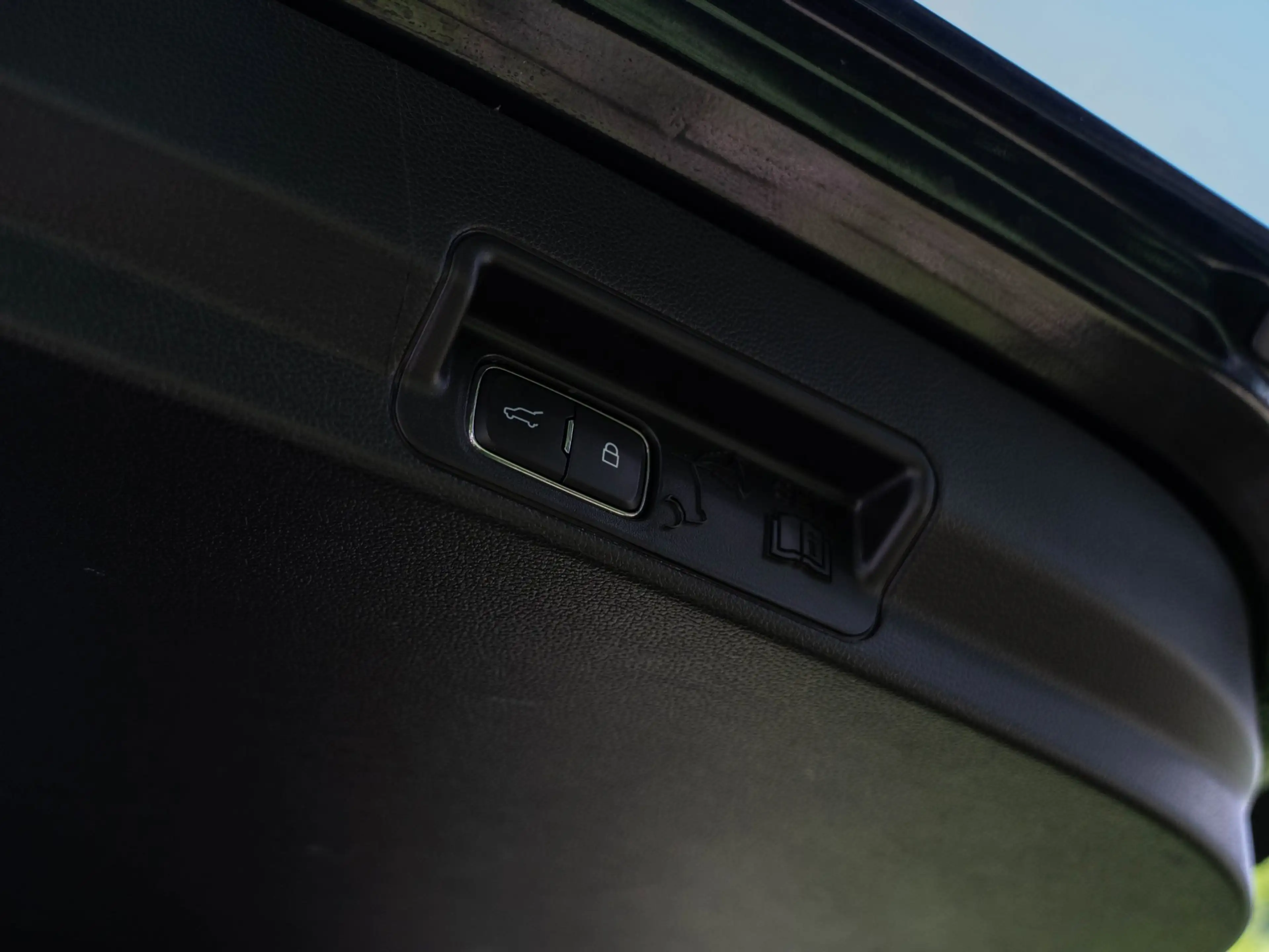 Ford Explorer 3.0 V6 EcoBoost PHEV ST-Line | FULL OPTION | APPLE — photo 12