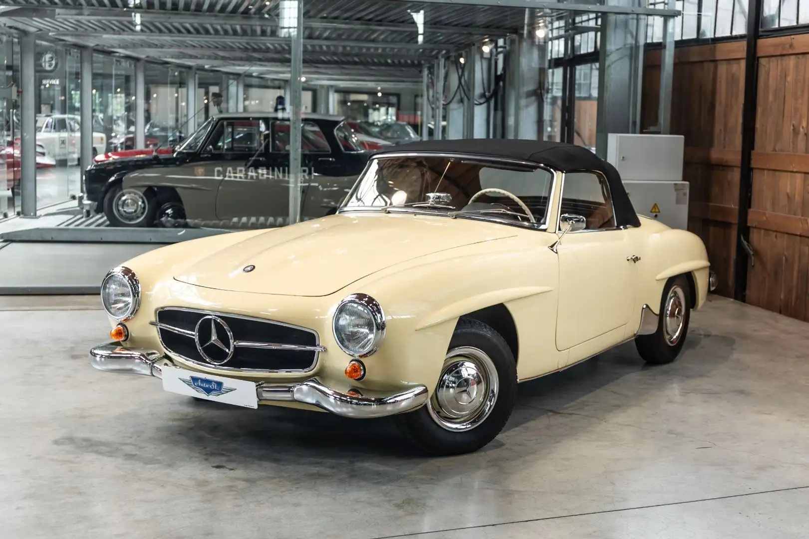 Mercedes-Benz 190 SL Roadster Yellow - 2