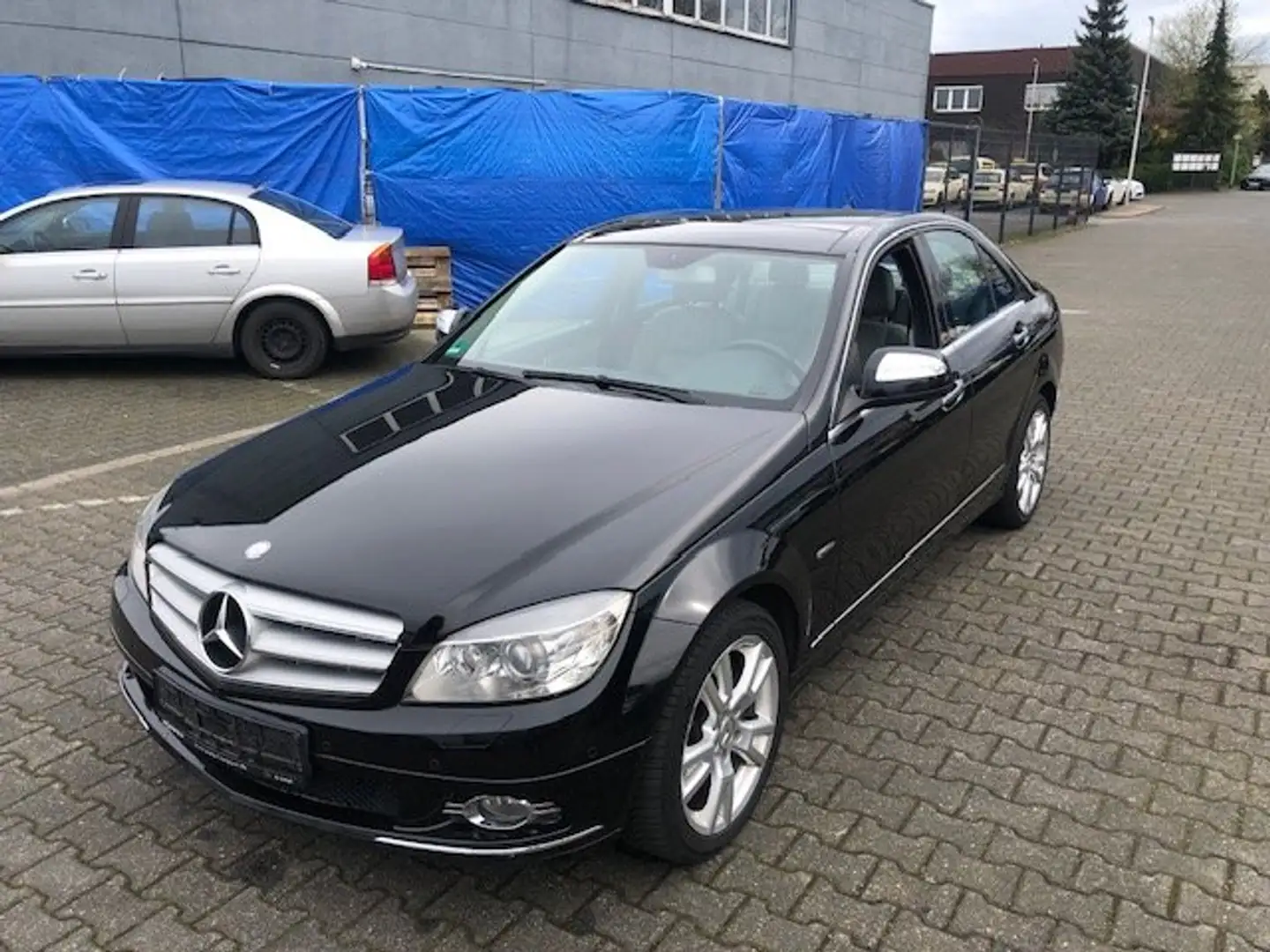 Mercedes-Benz C 350 C 350 Avantgarde, Voll-Leder, Navi"Comand" Black - 2