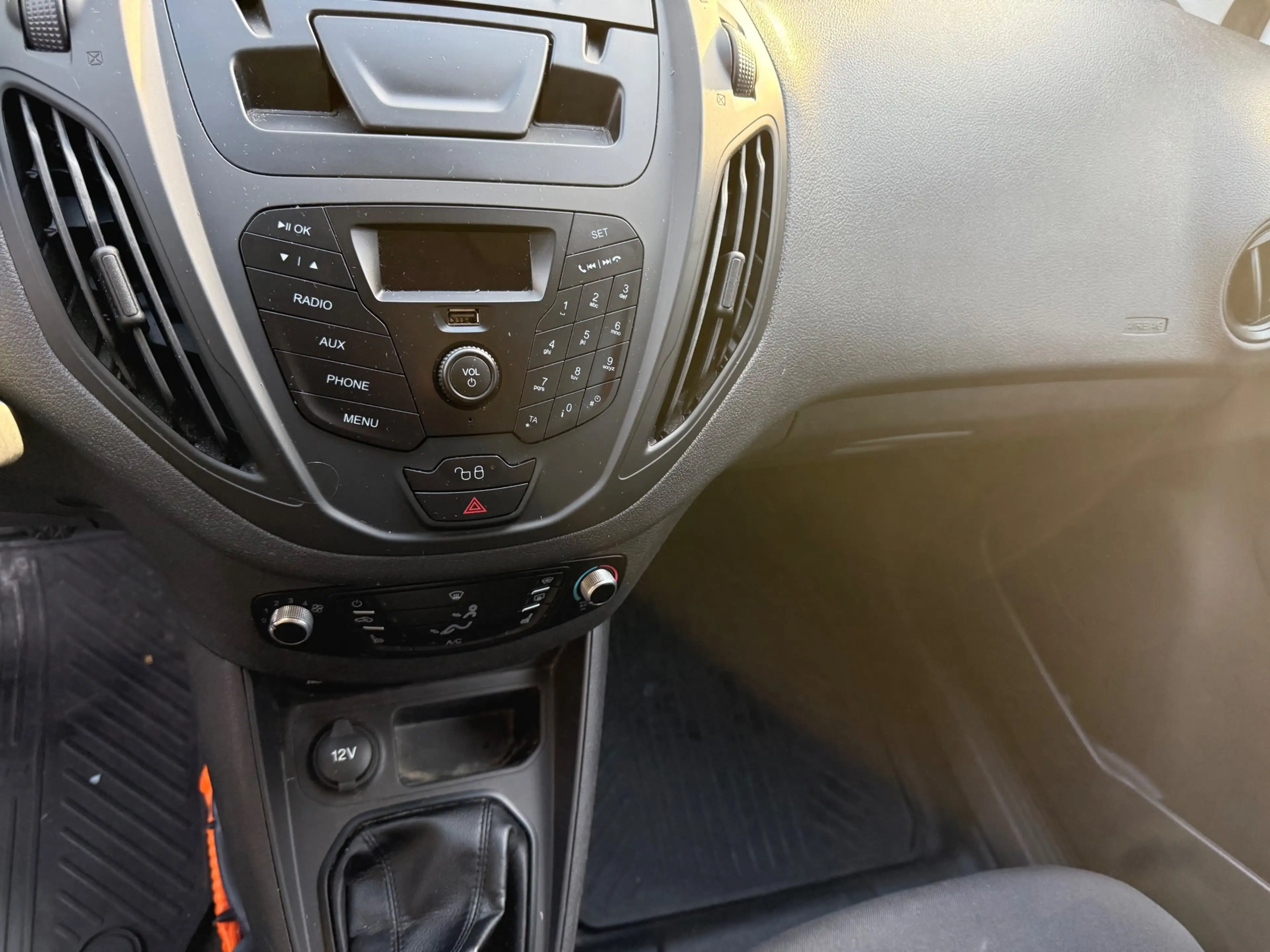 Ford Transit Courier 1.0 Trend / BENZINE / AIRCO / CRUISE CONTROL / SCH — photo 15