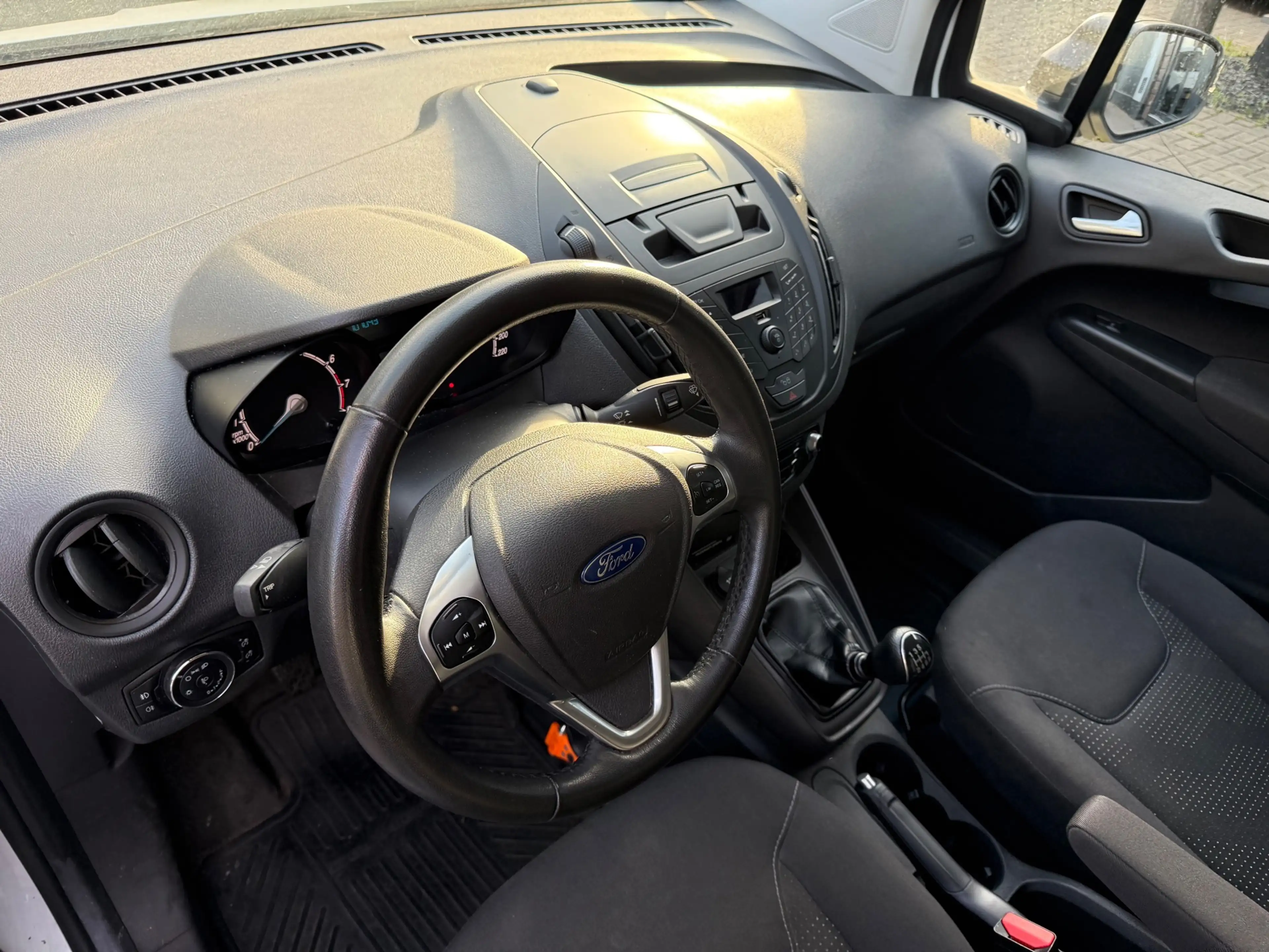 Ford Transit Courier 1.0 Trend / BENZINE / AIRCO / CRUISE CONTROL / SCH — photo 10