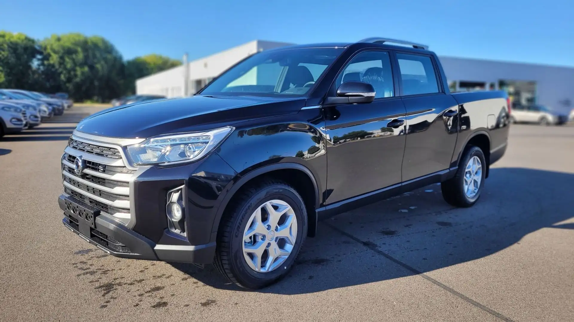 SsangYong Musso Grand Musso Grand Musso Dream 2.2 D Automatik Noir - 1
