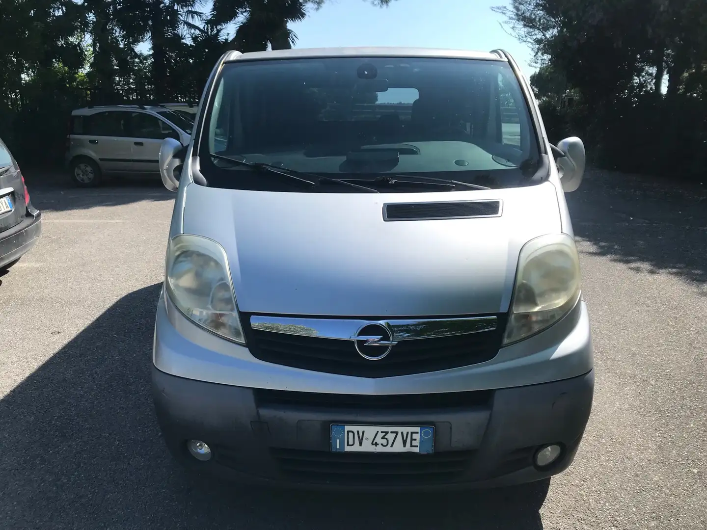 Opel Vivaro 2.5 CDTI Easytronic 8 Posti Gancio Traino Zilver - 2
