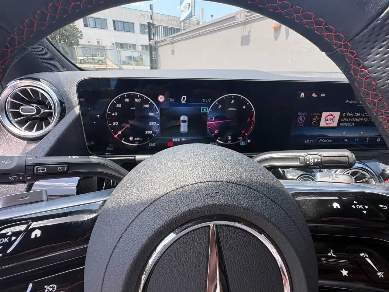 Mercedes-Benz GLA 2026 — фото 14