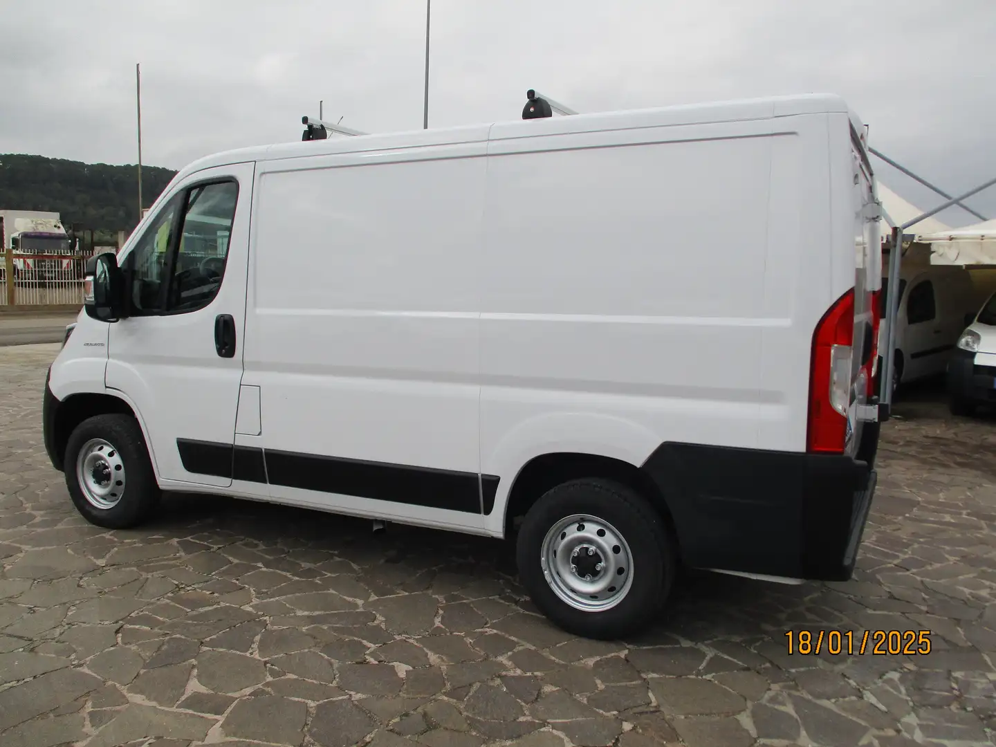 Fiat Ducato 2.3 M-JET 120CV PASSO CORTO Bianco - 2