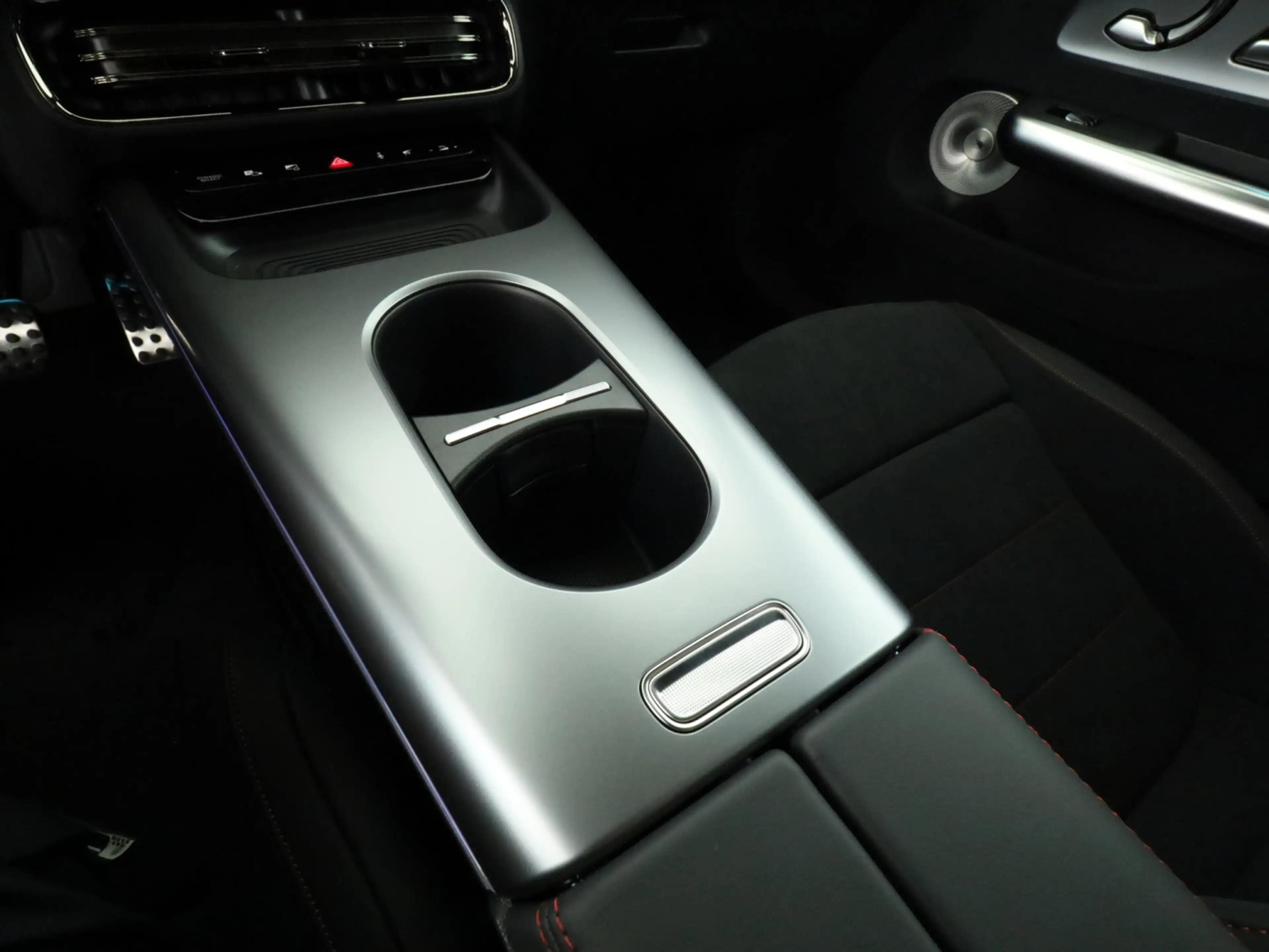 Mercedes-Benz CLA 220 4MATIC AMG*Pano*AHK*Night*HUD*Burmester* — photo 15
