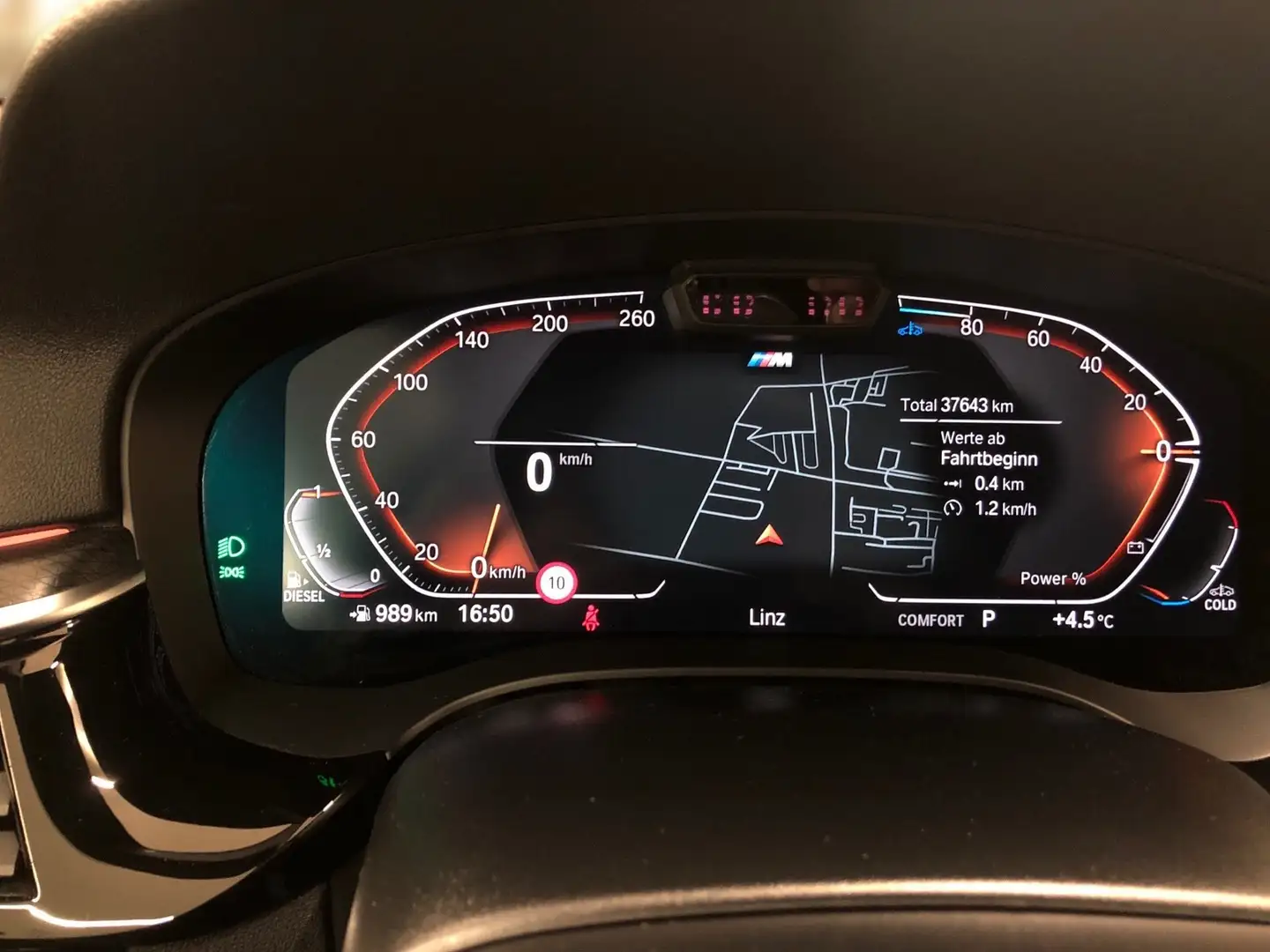 BMW 520 d xDrive Schwarz - 2