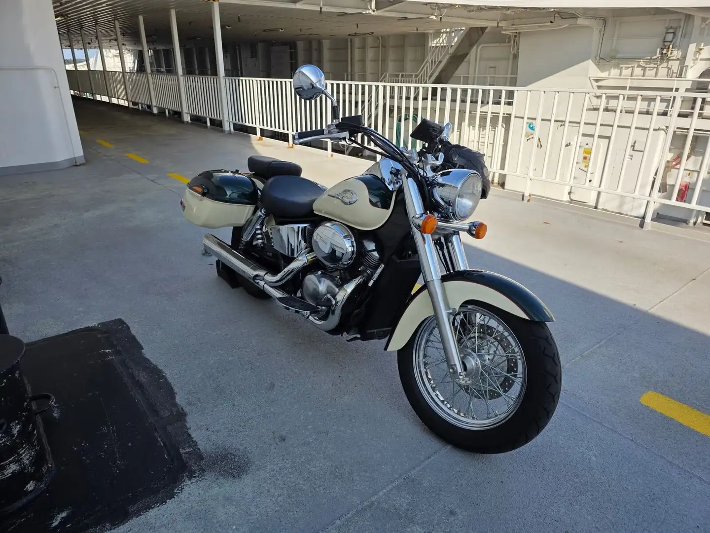 Honda VT 750 Shadow Grün - 1