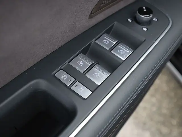 Audi A8 60 TFSI e quattro S-Line Aut MATRIX LUFT SKY Ansicht 26