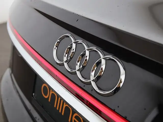 Audi A8 60 TFSI e quattro S-Line Aut MATRIX LUFT SKY Ansicht 9