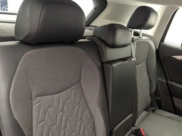 Volkswagen Tiguan view 8
