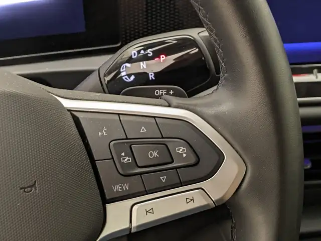 Volkswagen Tiguan view 11