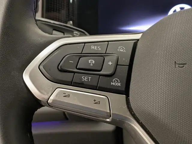 Volkswagen Tiguan view 10