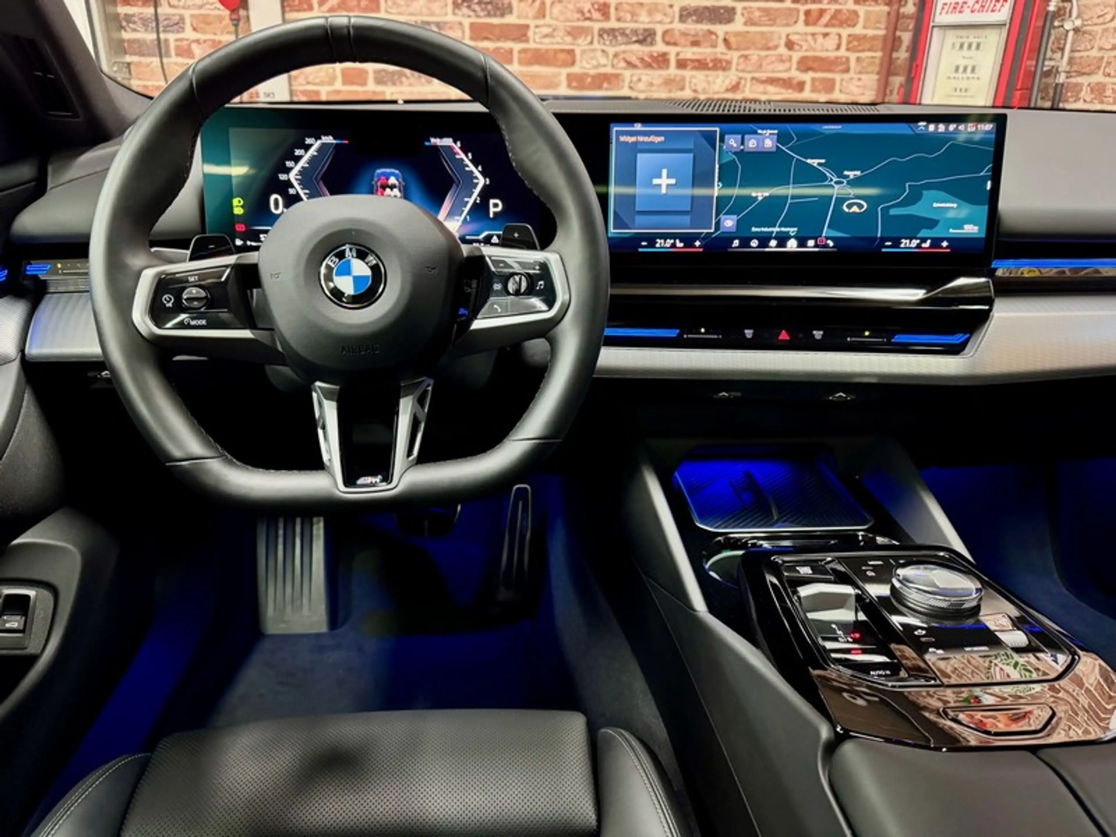 BMW 540 540dA Touring 3.0 303cv Auto xDrive M-SPORT PRO ( — photo 4