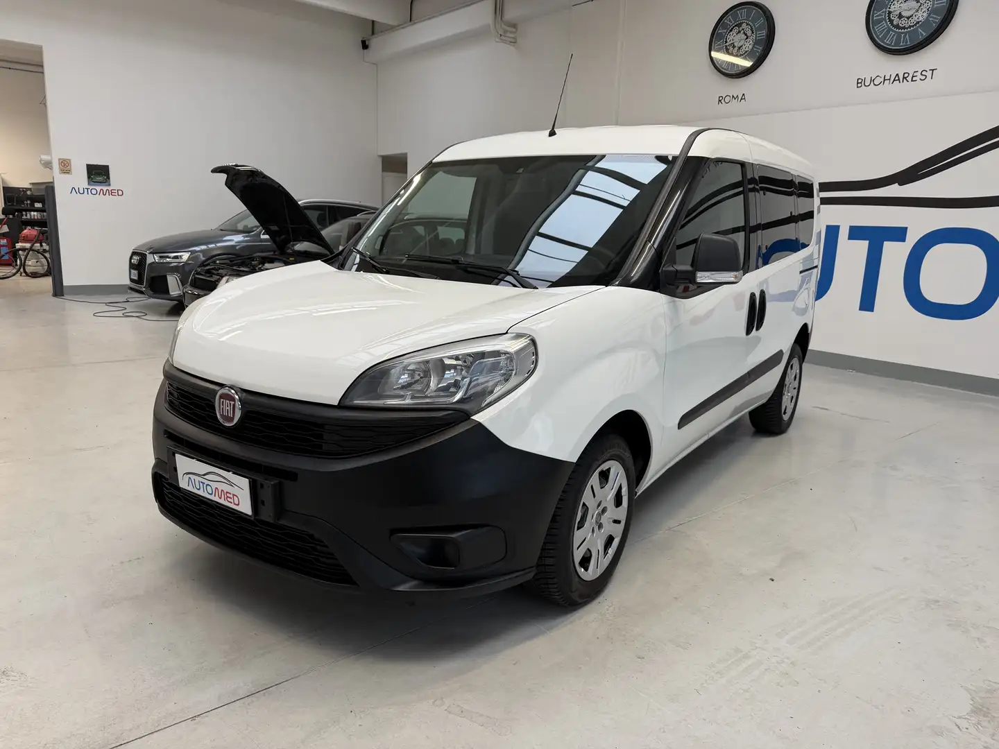 Fiat Doblo 1.3 mjt 16v Active Bianco - 1