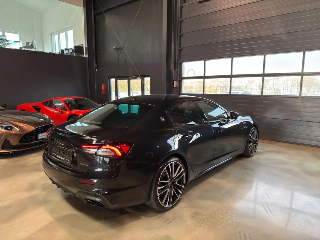 Maserati Ghibli 2021