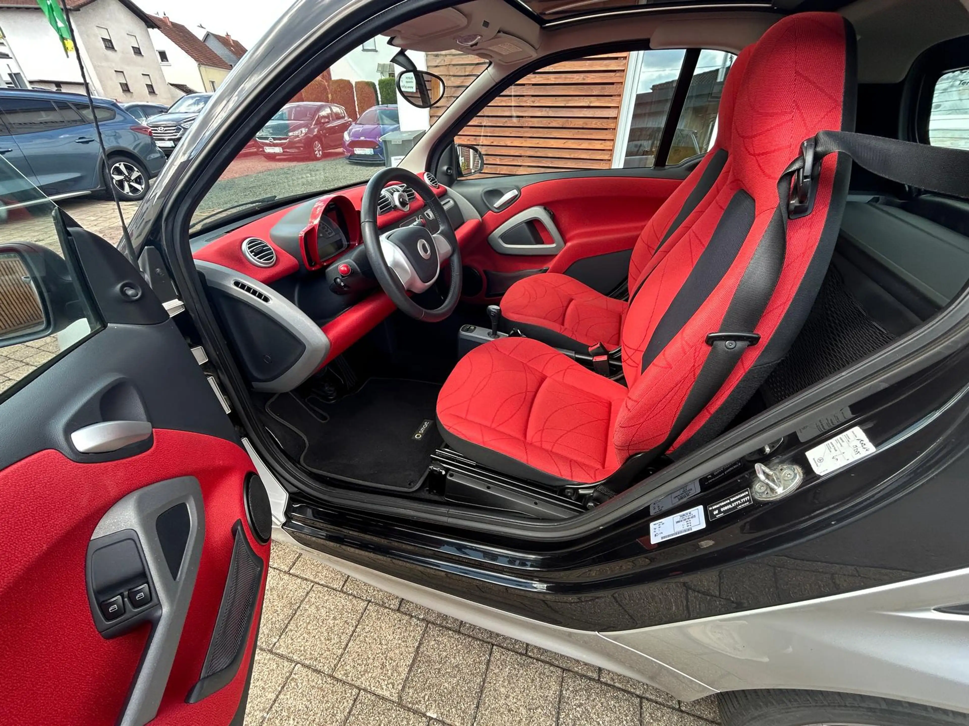 smart forTwo SMART Fortwo Passion mhd Softtouch - Design rot — photo 14
