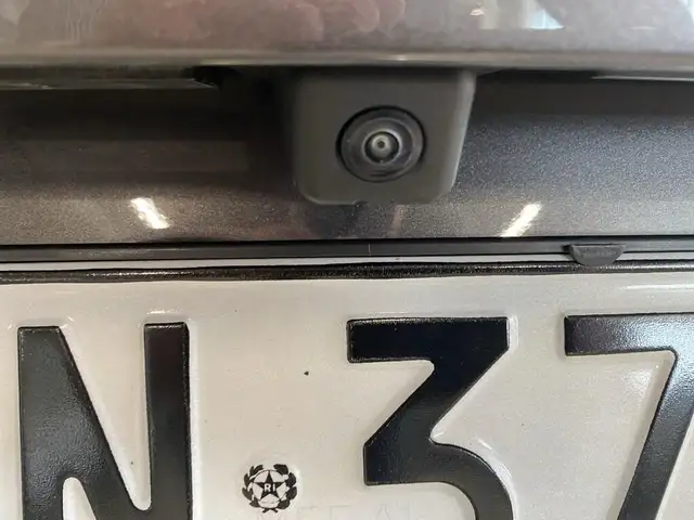 Peugeot 2008 view 14