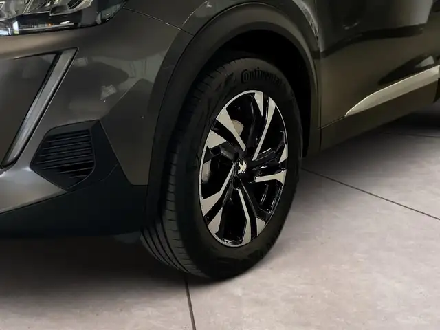 Peugeot 2008 view 15